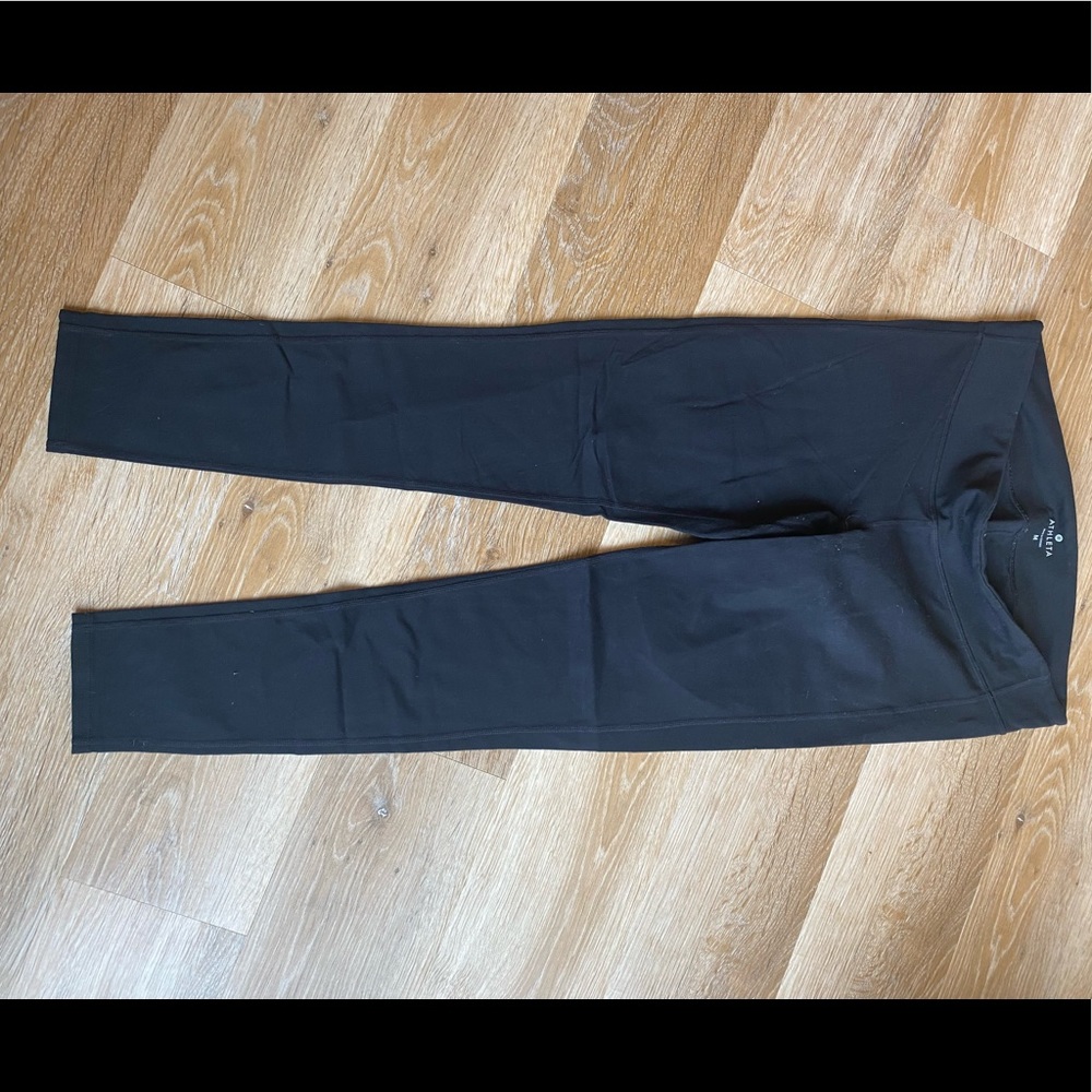 Athleta legging. Size medium